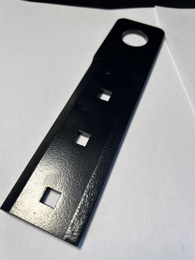 Corn header blade